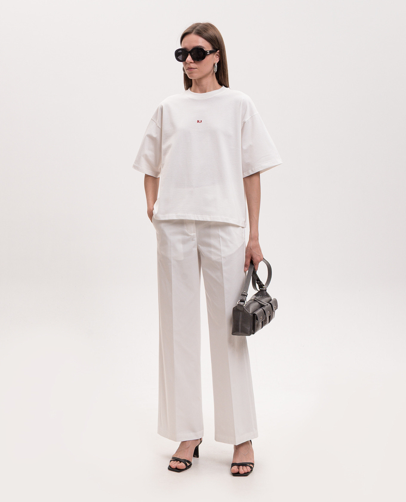 White pants Solotre 2