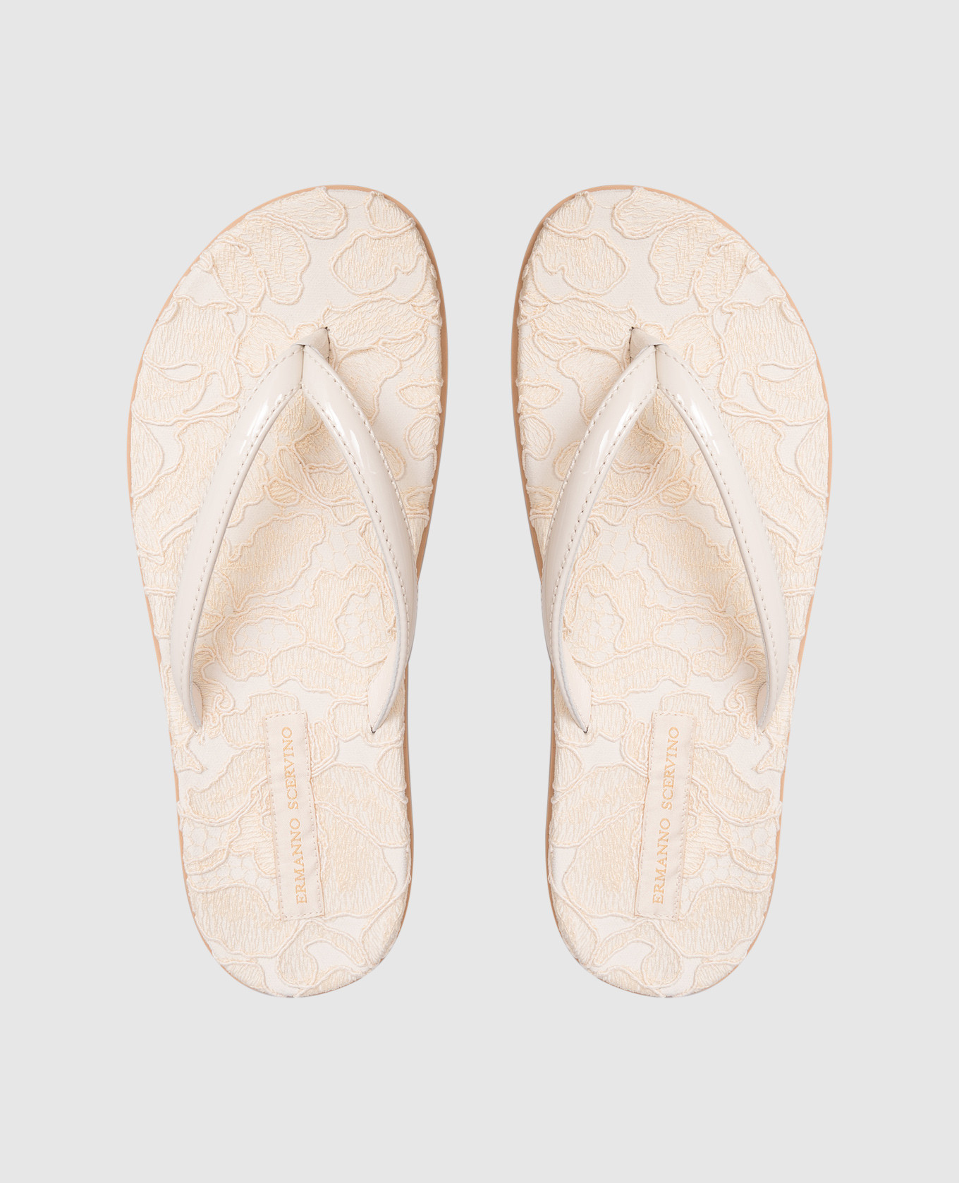 Beige patent leather flip-flops Ermanno Scervino 4