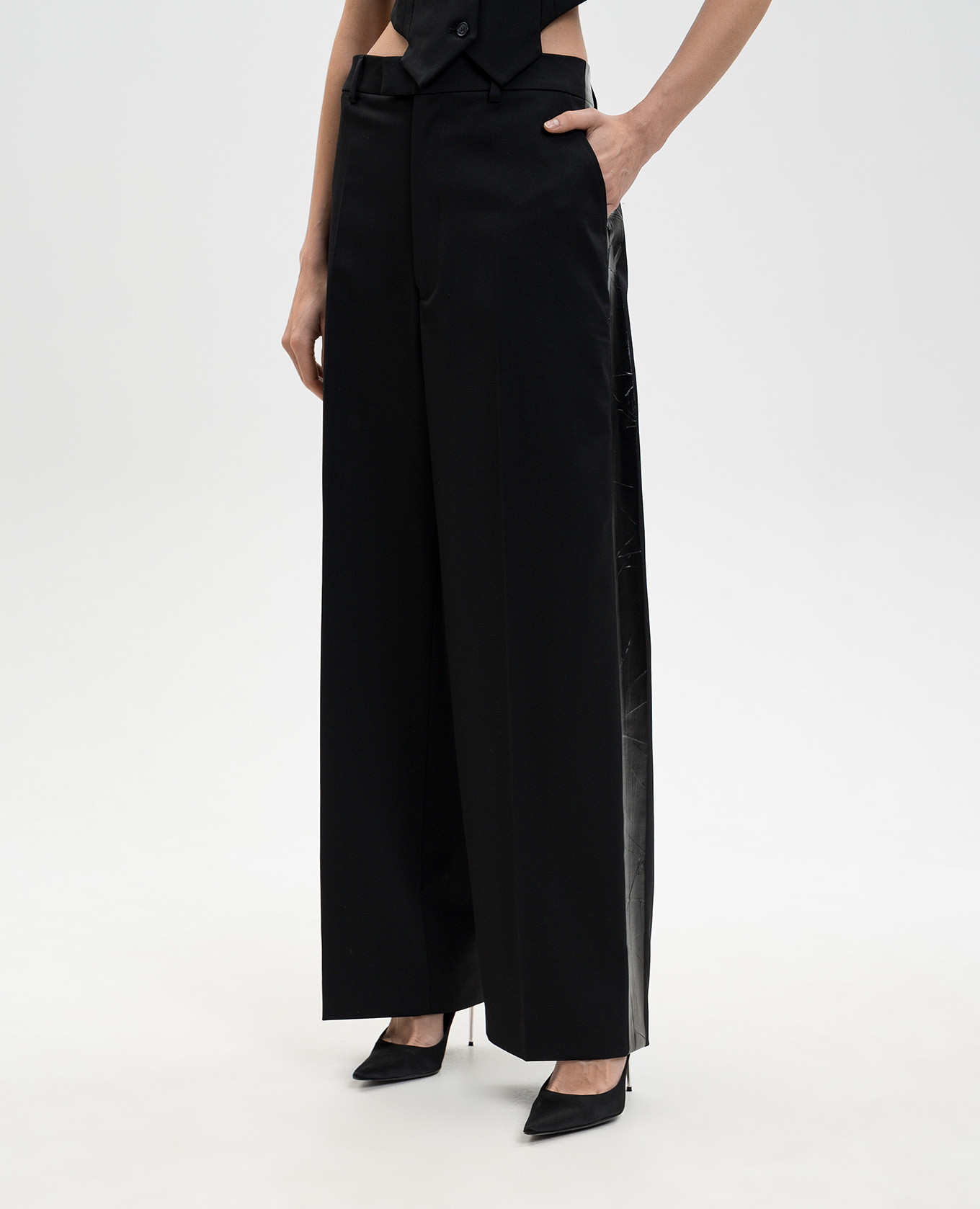 

Black wool pants Vetements