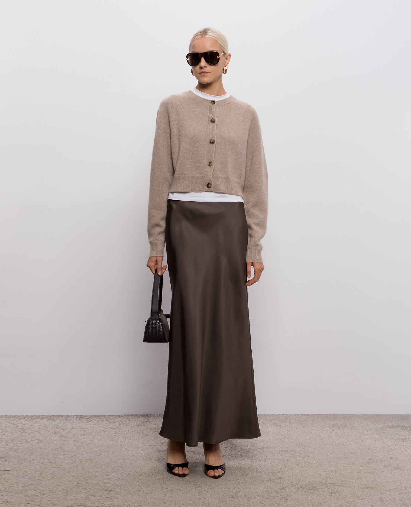 Beige HEIKE cashmere cardigan Loulou de Saison 2