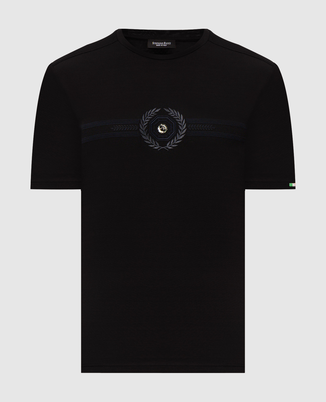 Black T-shirt with embroidered logo