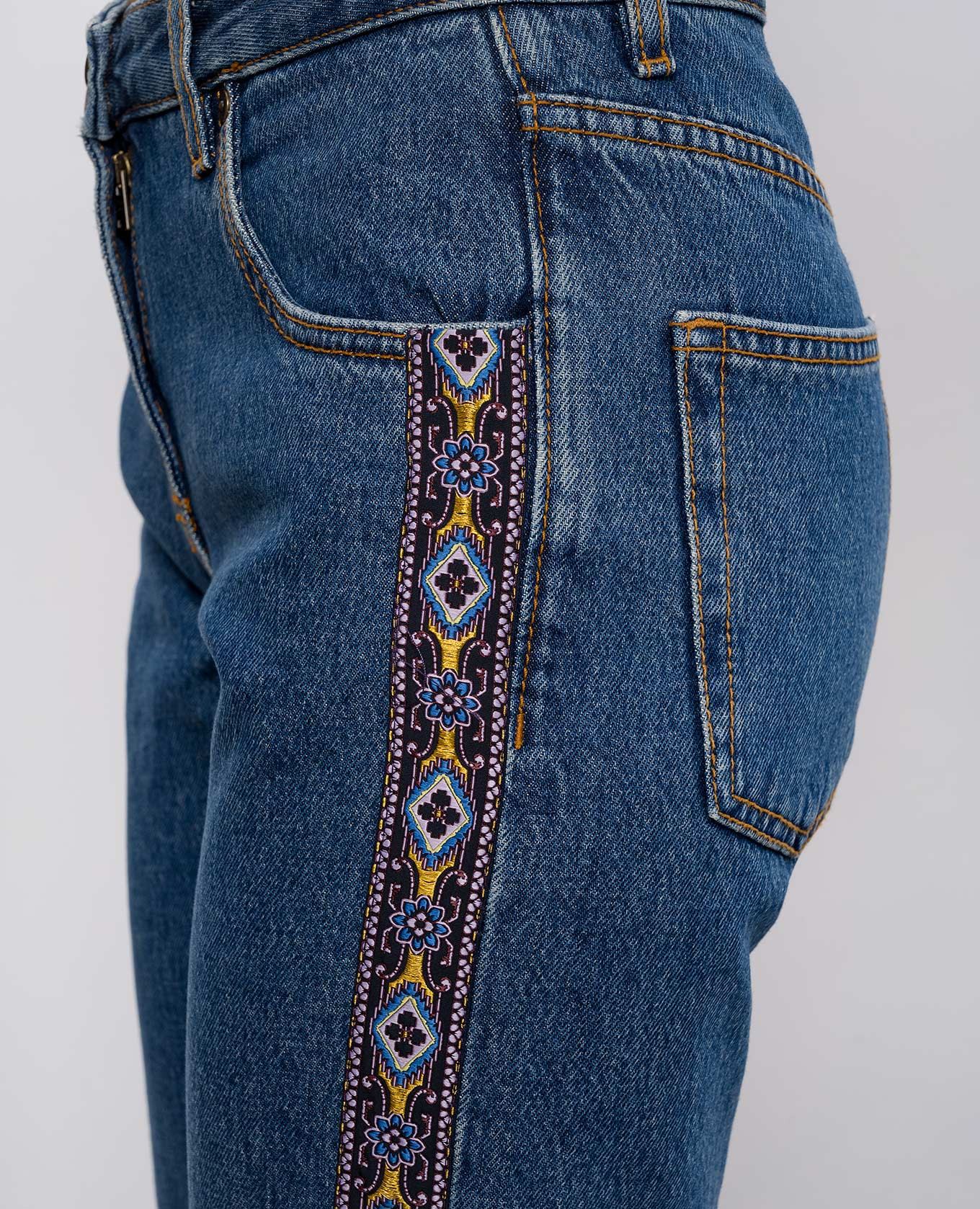 

Blue jeans with logo patch Etro