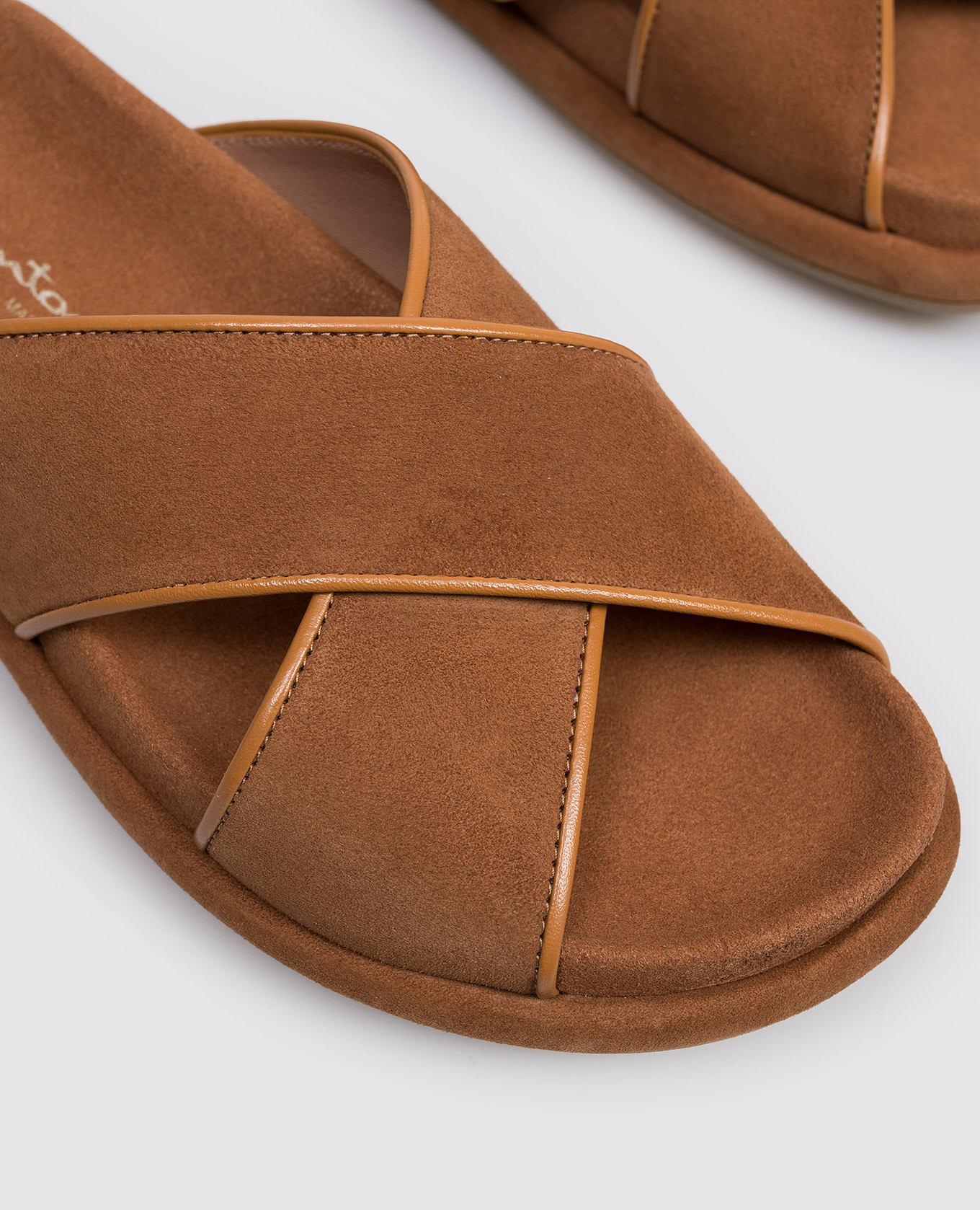 

Brown suede flip-flops Santoni
