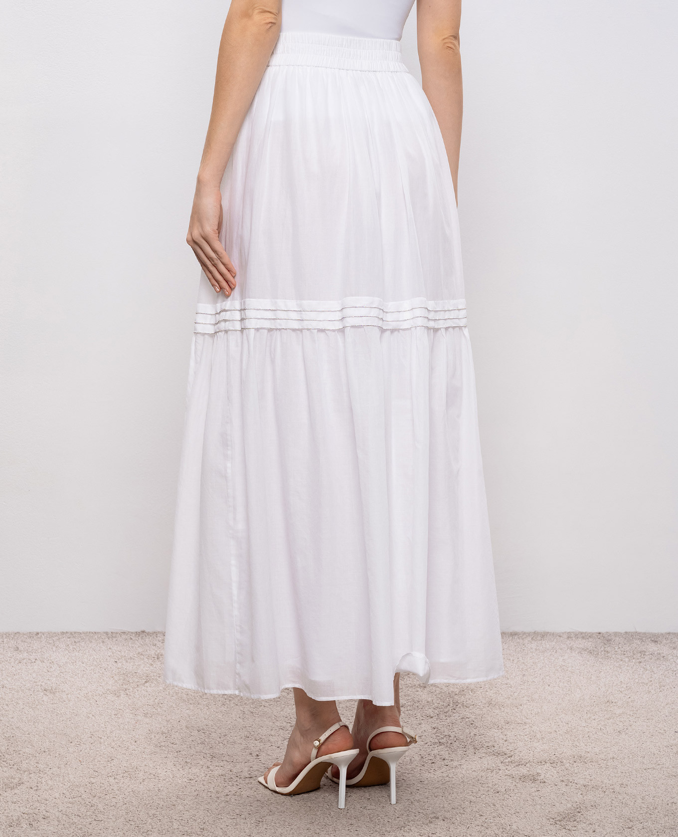 

White maxi skirt with monil chain Peserico