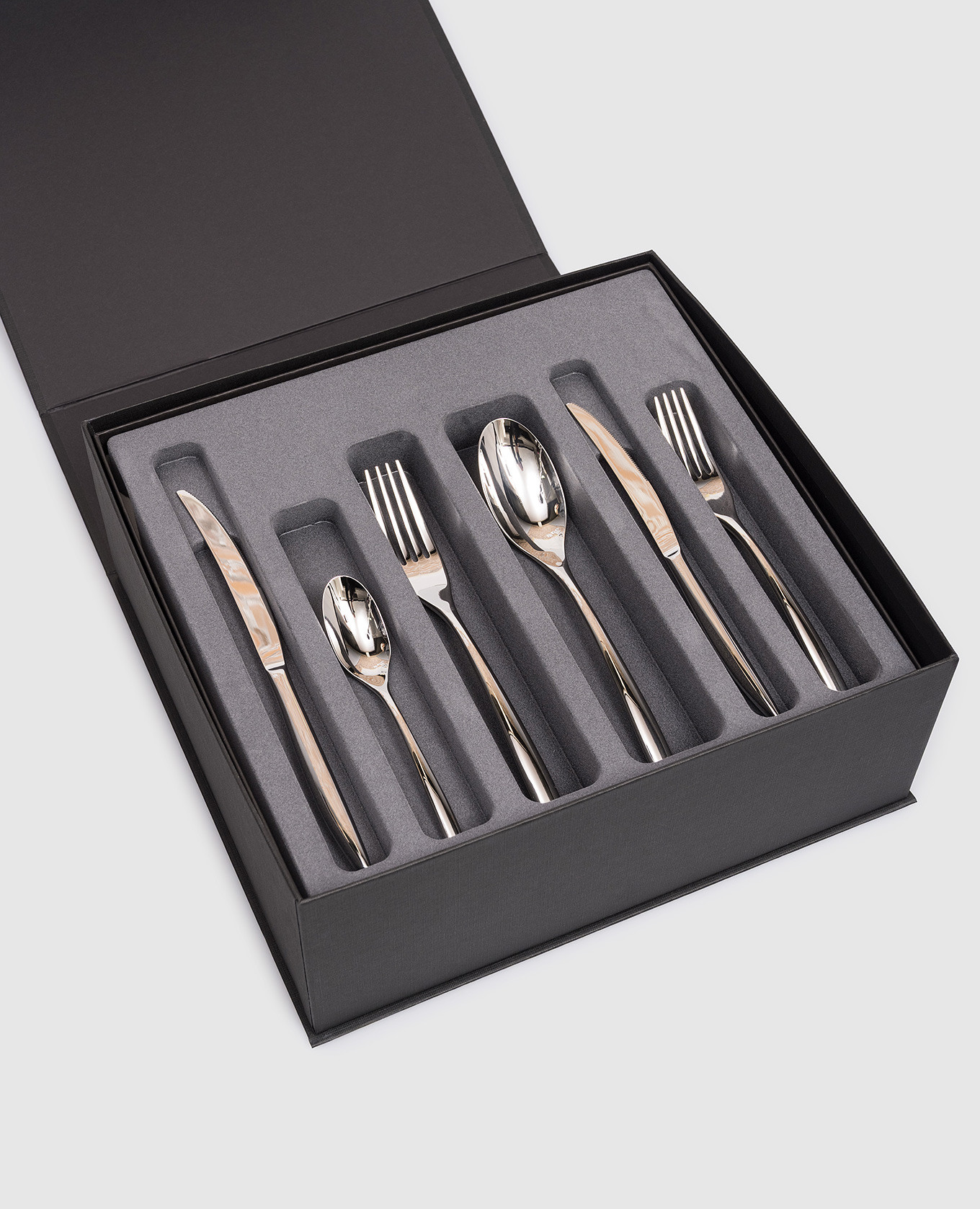 

Zeta cutlery set Broggi 1818, Silver