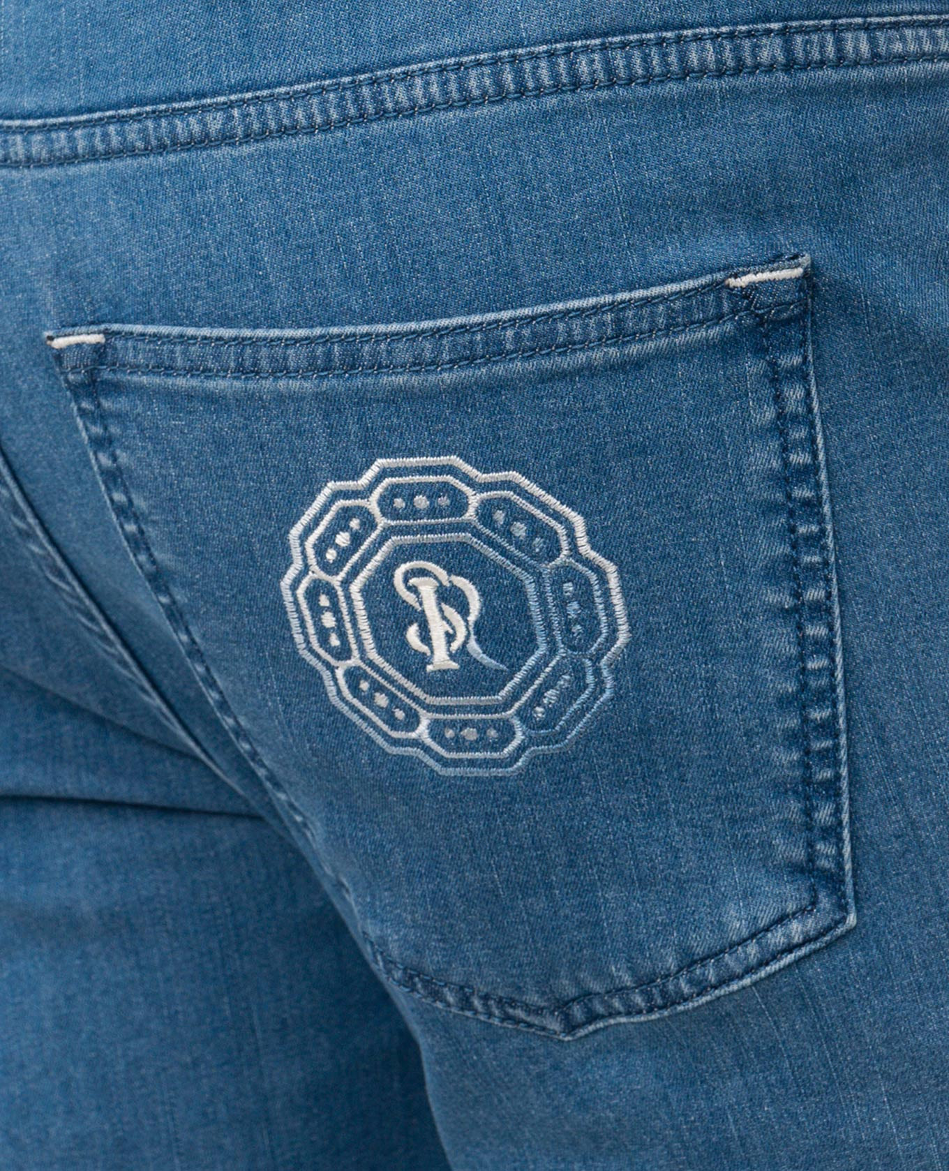 

Blue jeans with monogram embroidery Stefano Ricci, Light blue