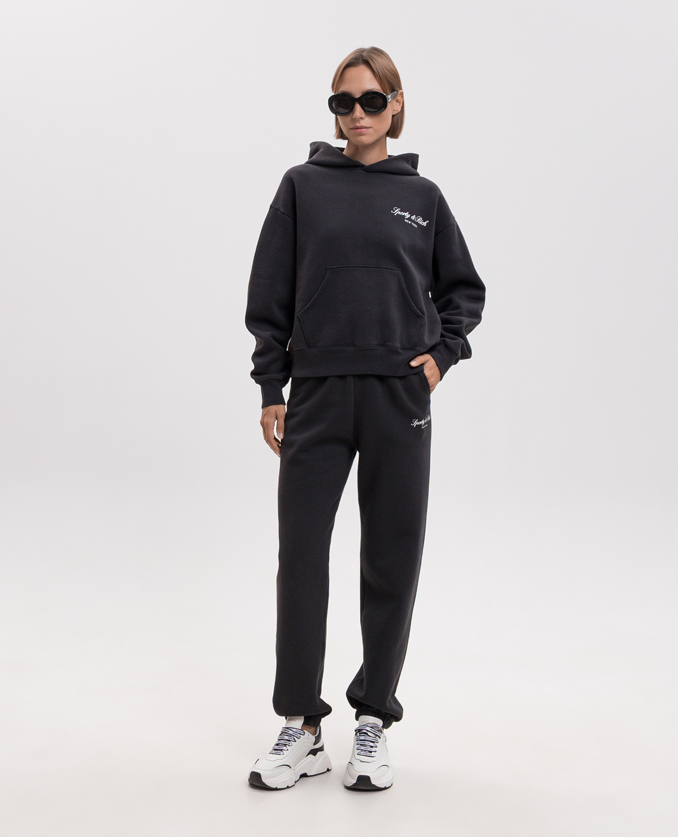 Black NY joggers with logo print Sporty & Rich 2