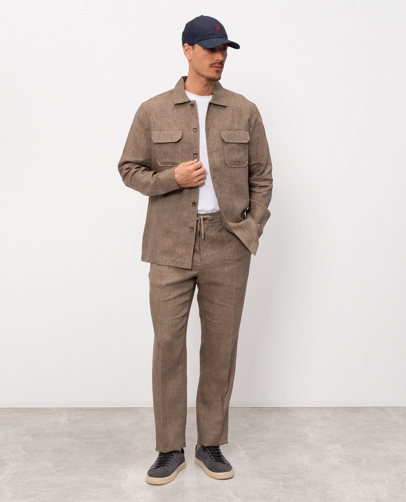 Brown linen straight-cut shirt CAPOBIANCO 2