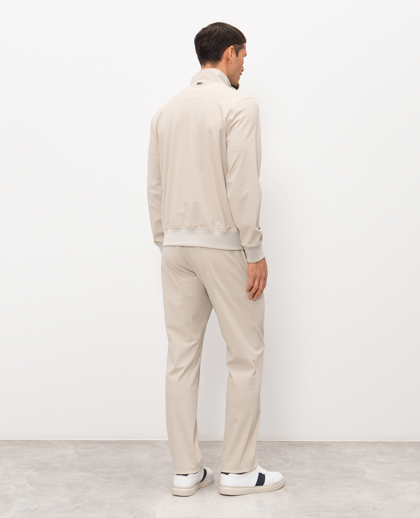 

Beige sports suit CAPOBIANCO