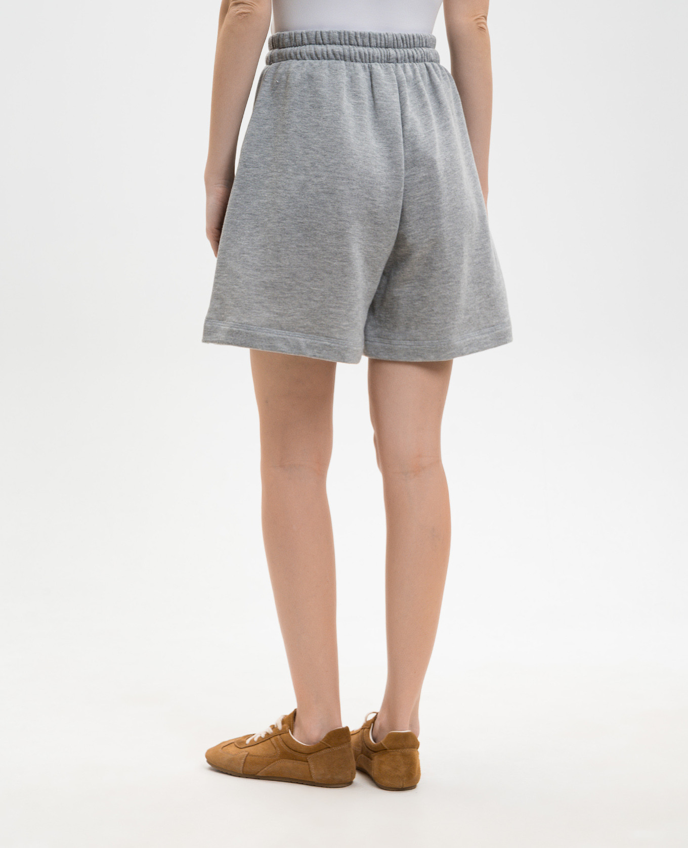 

Grey melange shorts with monogram embroidery Solotre