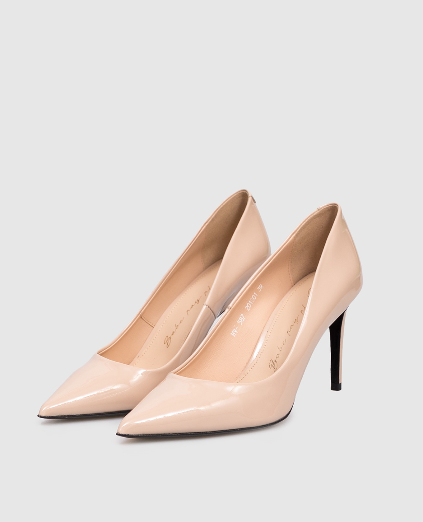 

Beige patent leather shoes Babe Pay Pls