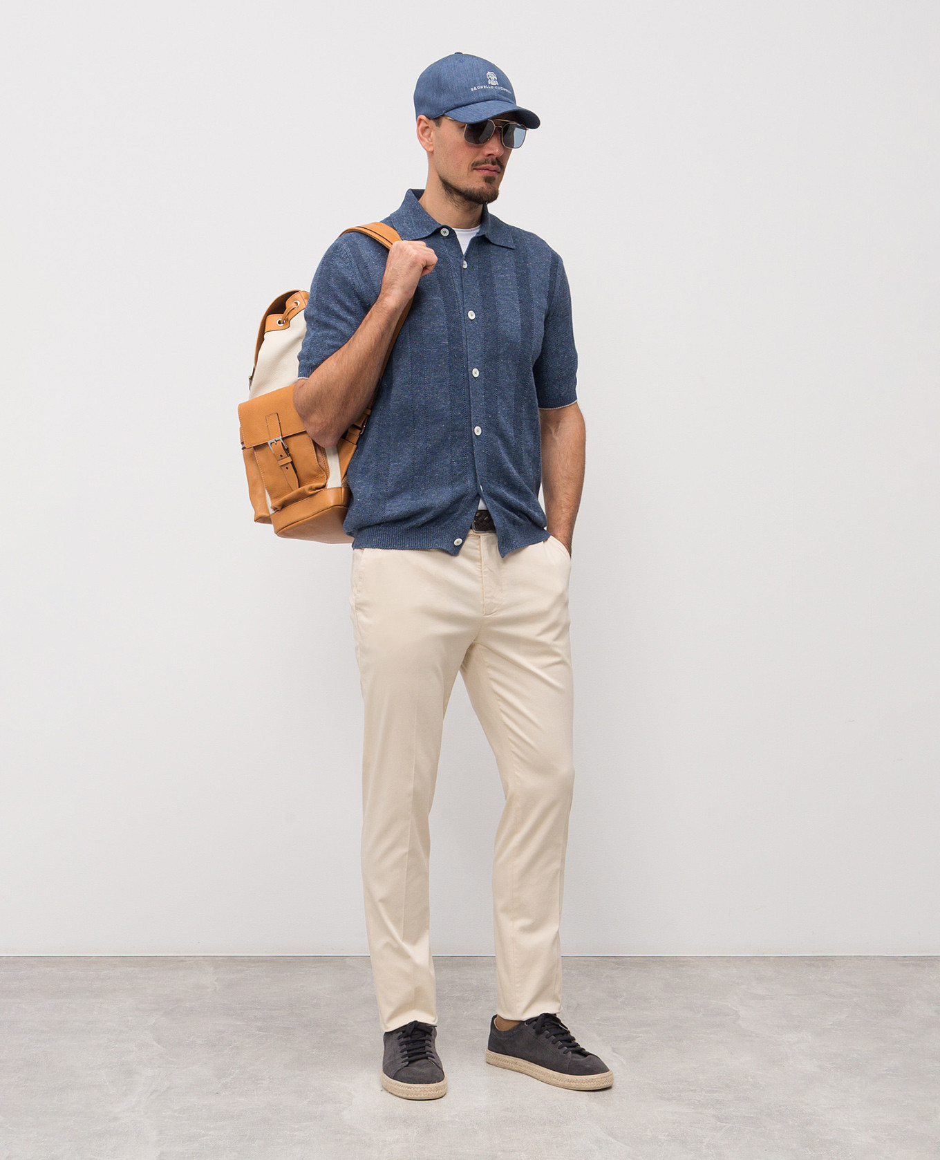 

White T-shirt with embroidered emblem Brunello Cucinelli