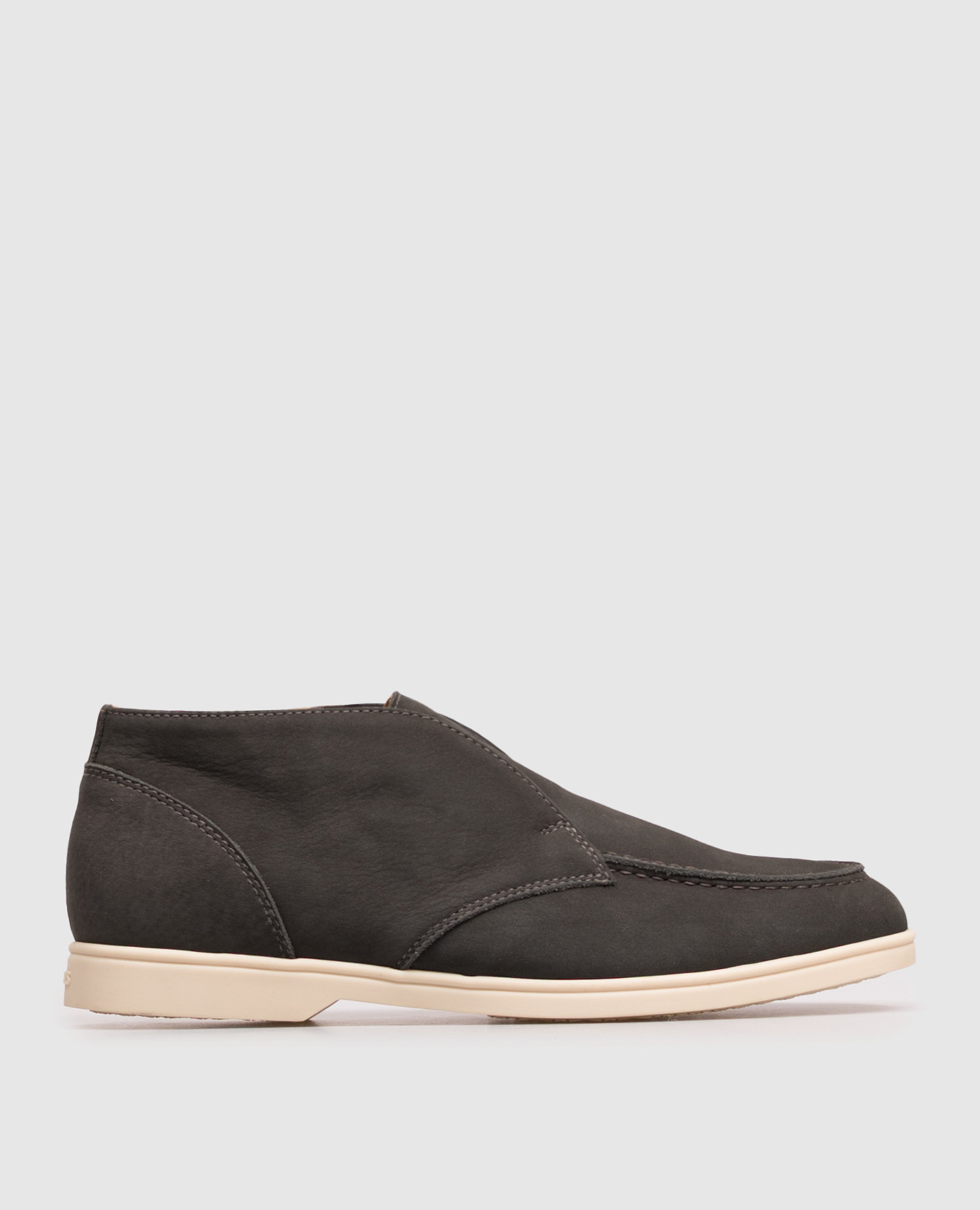 Gray nubuck deserts
