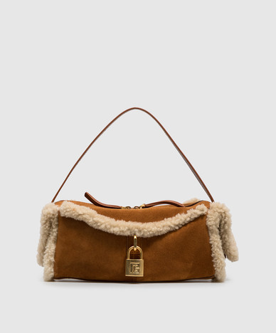 Sac en daim marron avec fourrure
