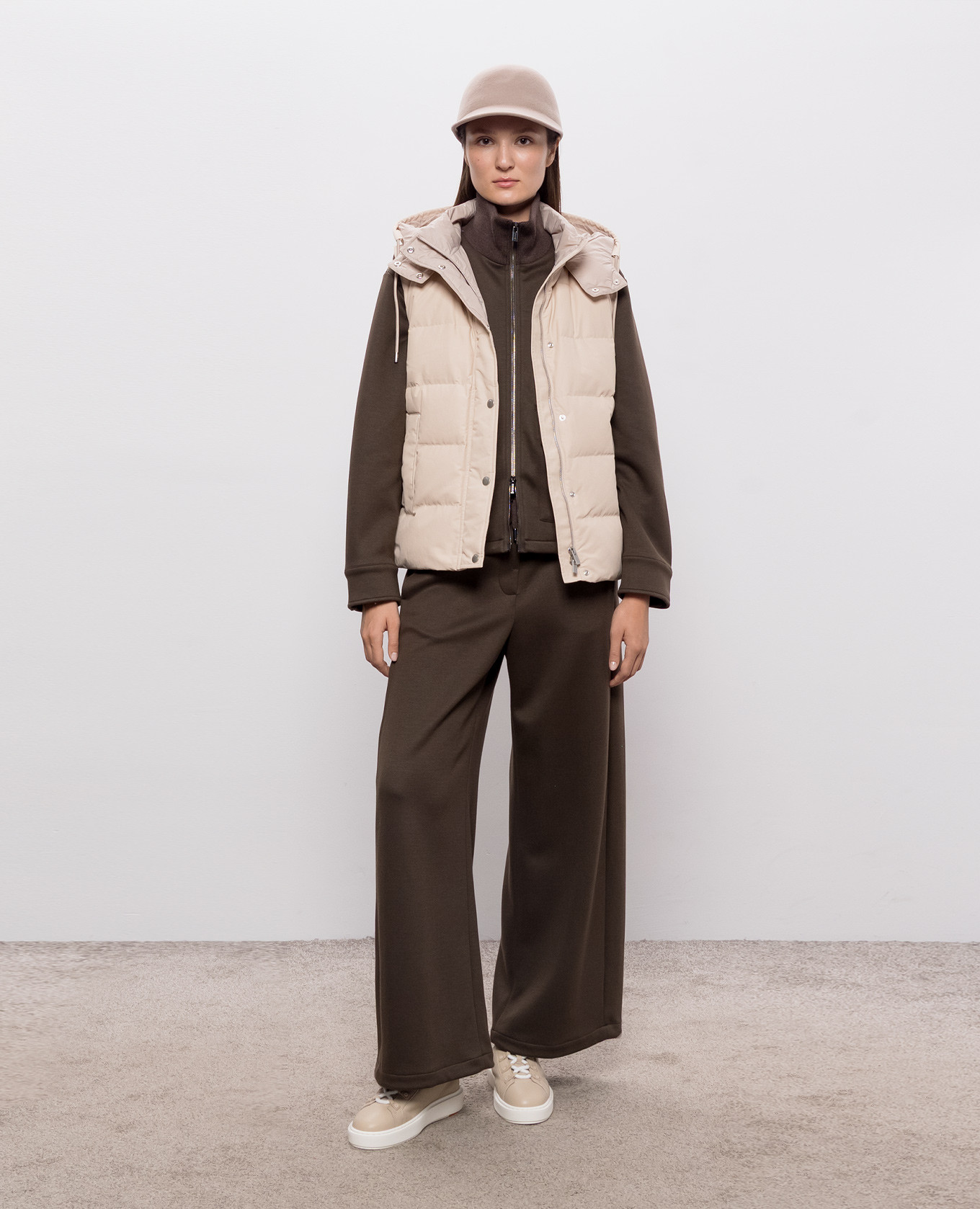Beige down vest with monil chain Peserico 2