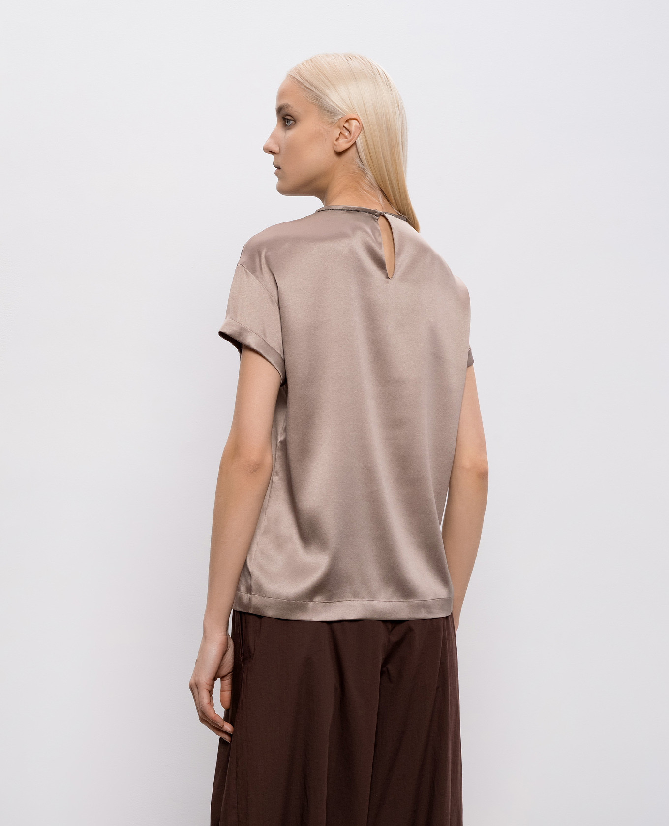 

Brown silk blouse with chain Brunello Cucinelli