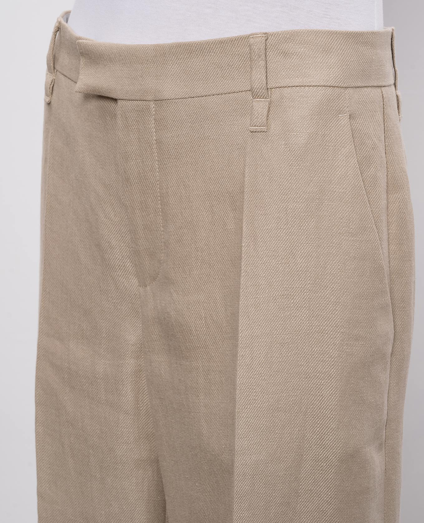 

Beige linen trousers with lapels Brunello Cucinelli