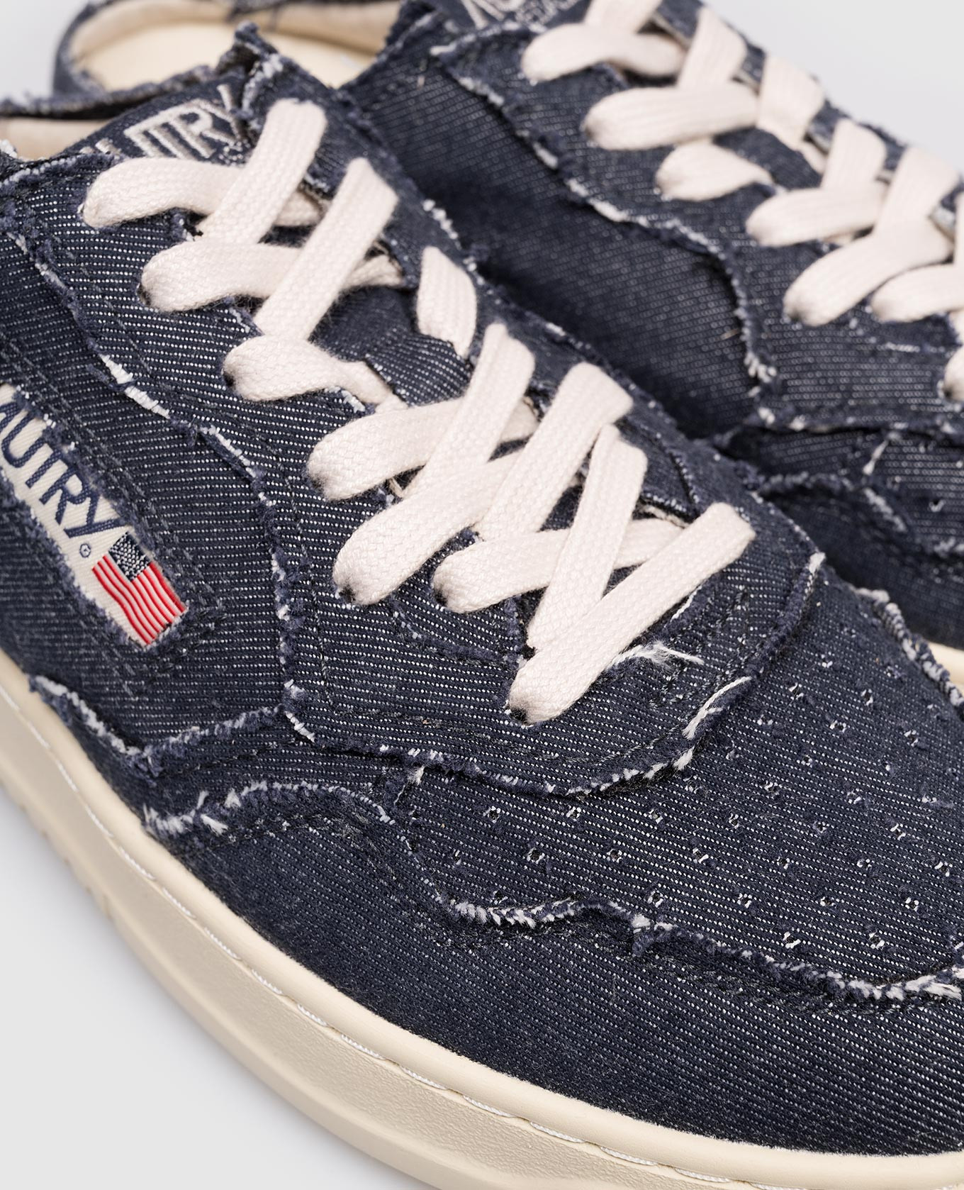 

Medalist blue mule sneakers AUTRY