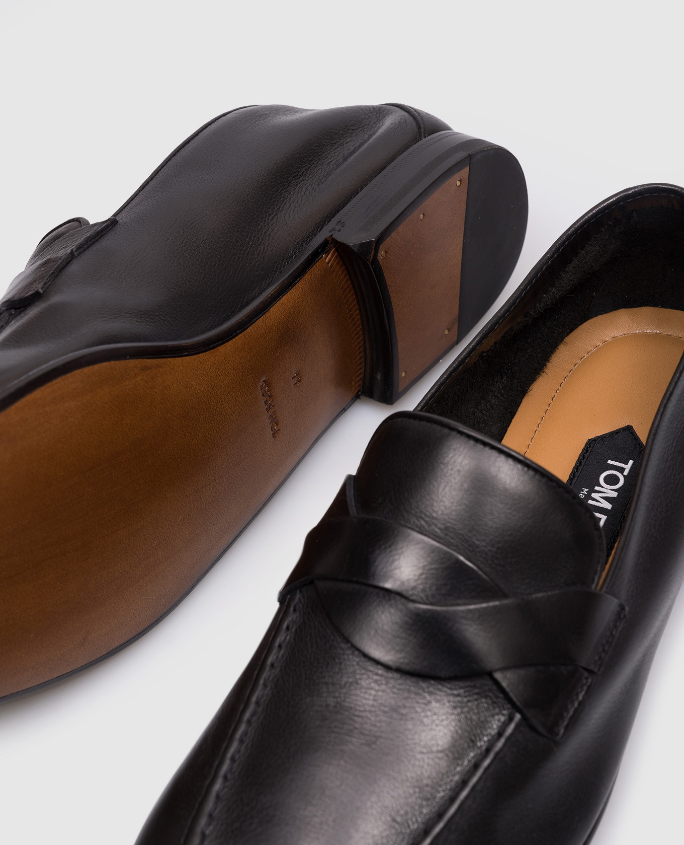 GIGI black leather loafers Tom Ford 5