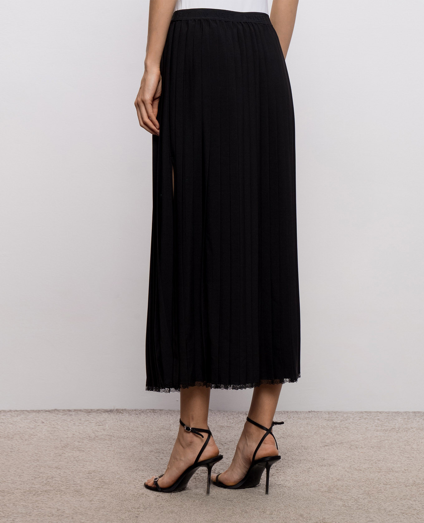 Black pleated skirt with lace Twinset 4