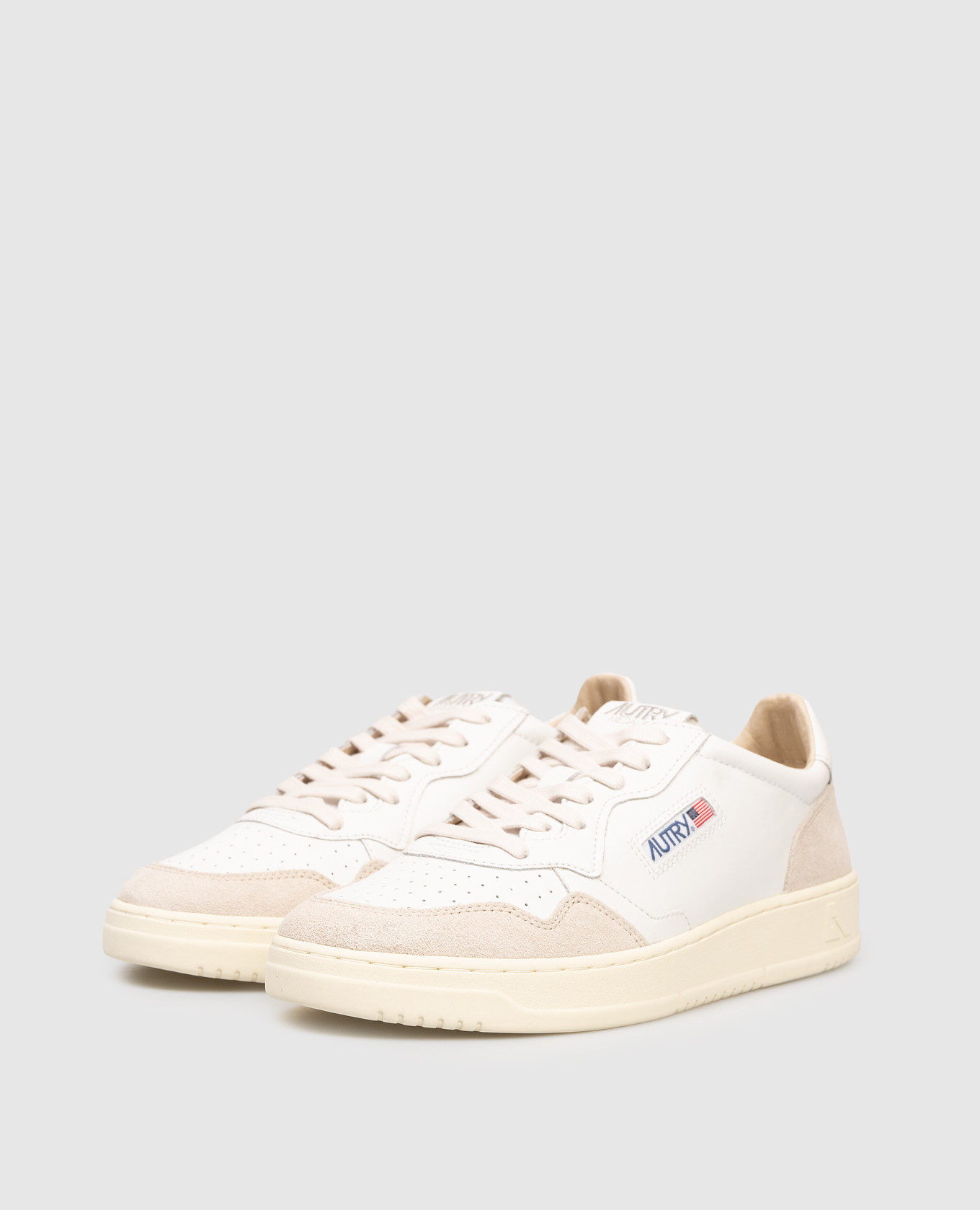 

White leather sneakers MEDALIST AUTRY