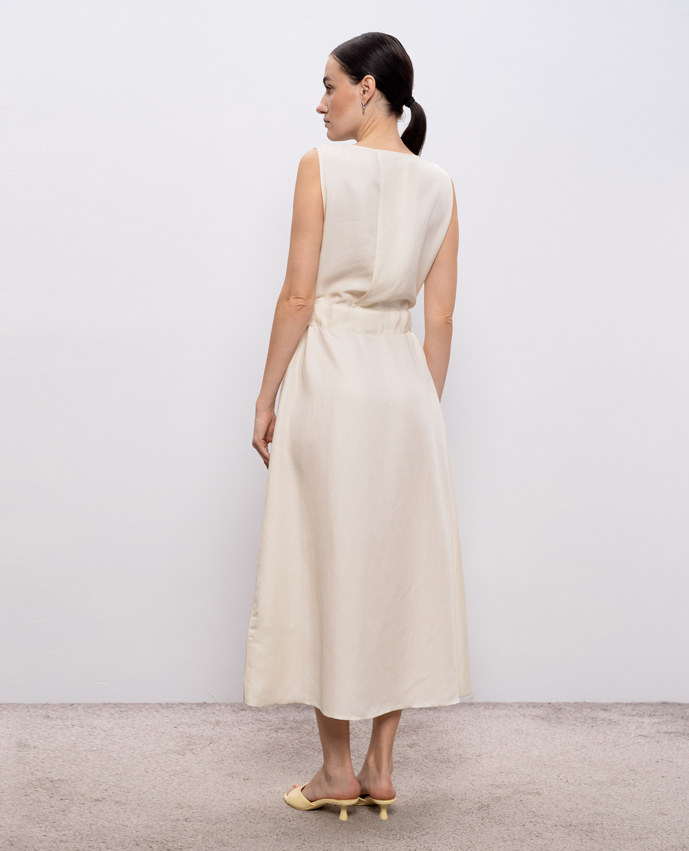 

Ivory linen midi dress Woolrich, Beige