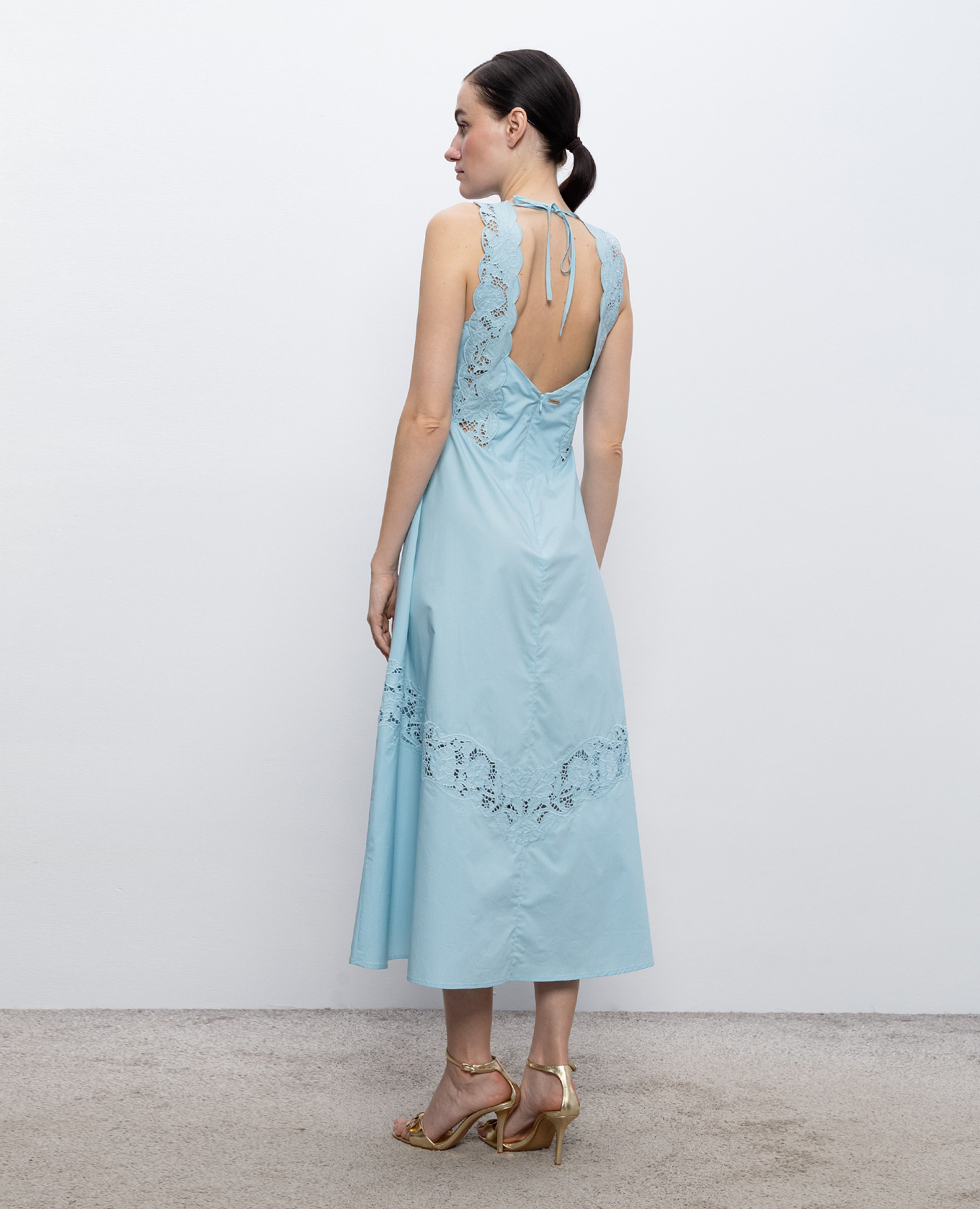 Blue dress with Richelieu embroidery Twinset 3