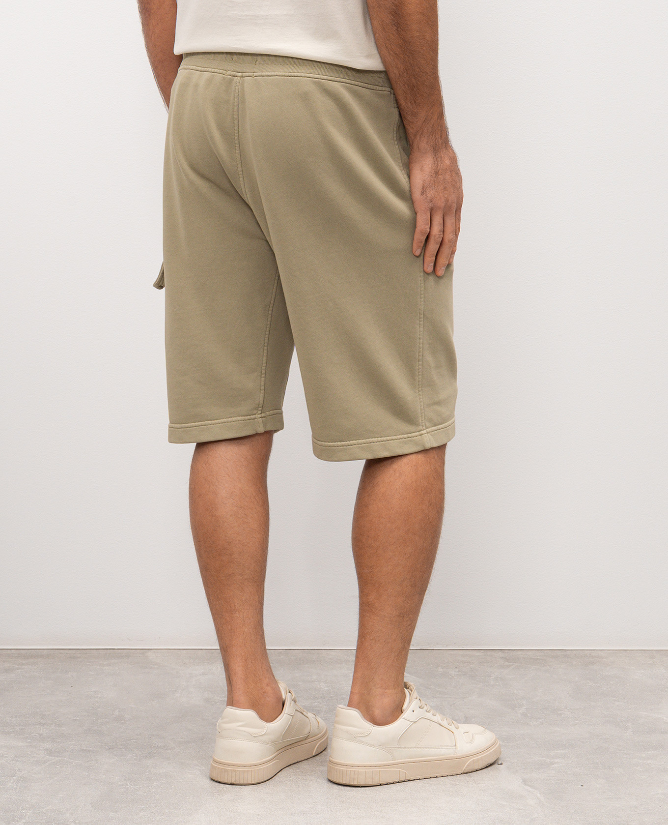 

Khaki shorts with logo C.P. Company
