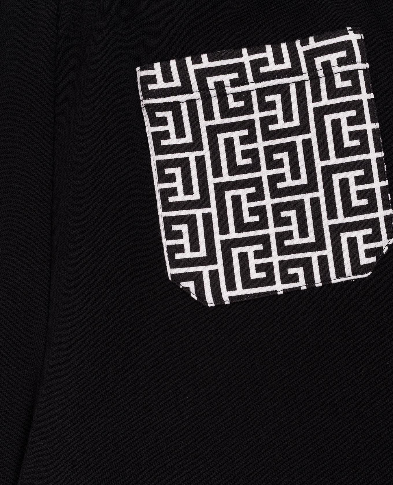 Children's black shorts with a pattern Balmain 3