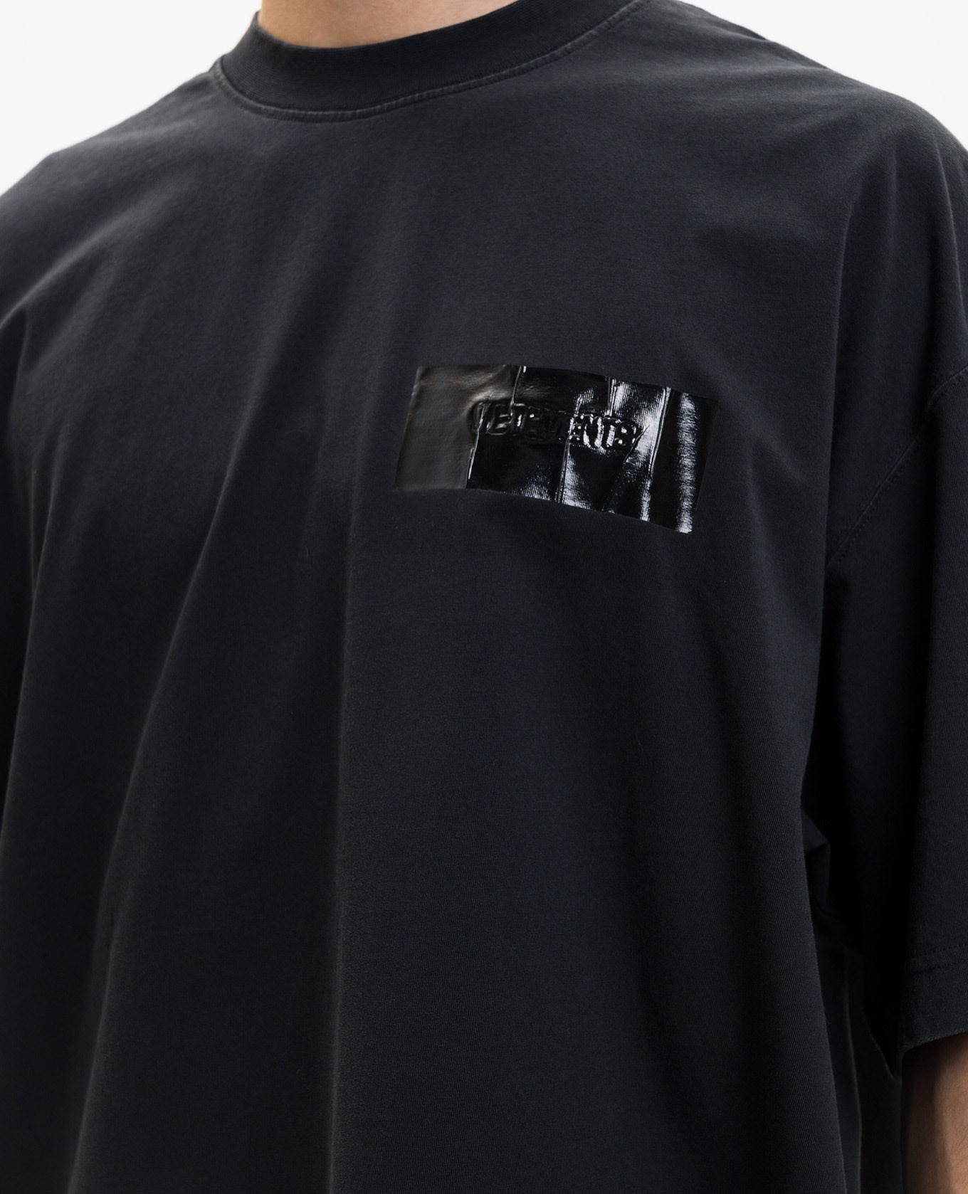 

Black t-shirt with logo print Vetements