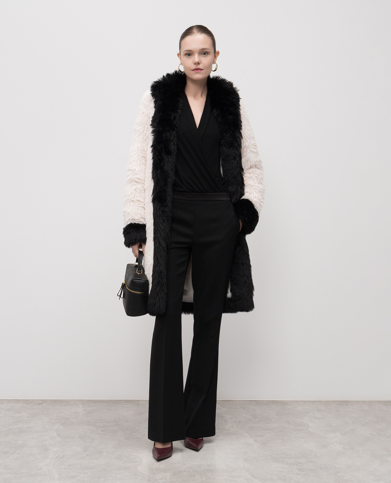 Black wool flared pants with logo Twinset 2