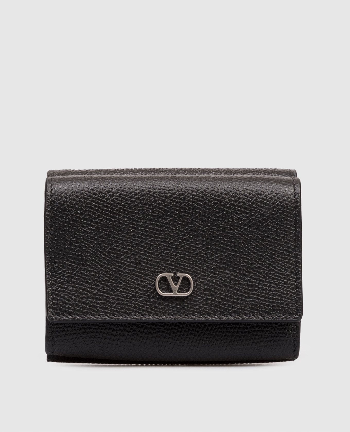 

Black leather wallet with emblem Valentino