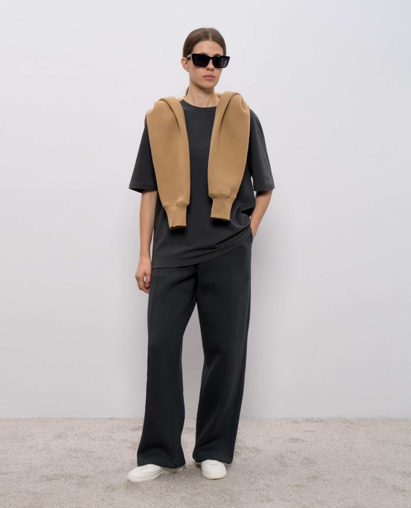 

Gray T-shirt Ami Paris, Grey