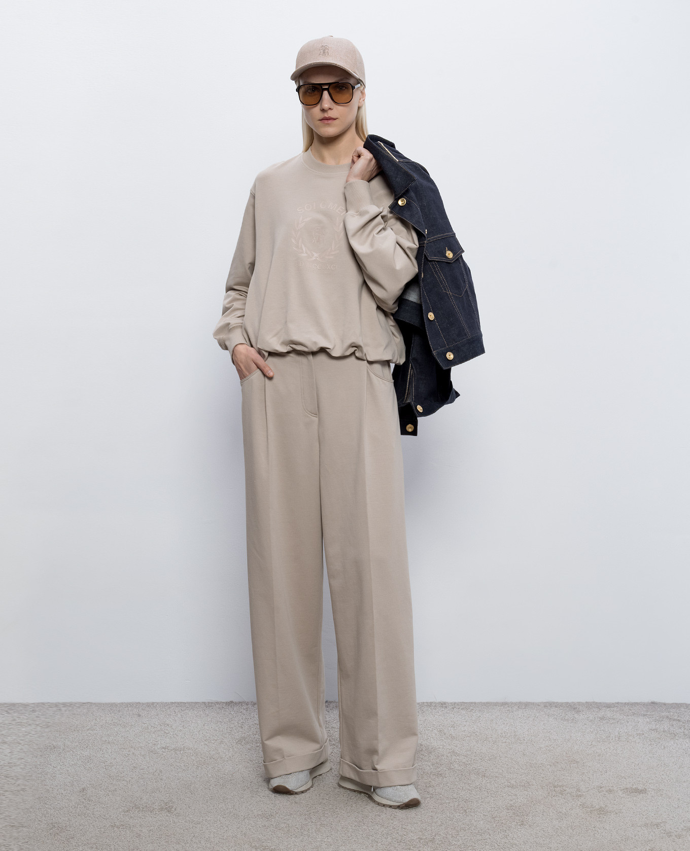 

Beige sweatshirt with print Brunello Cucinelli