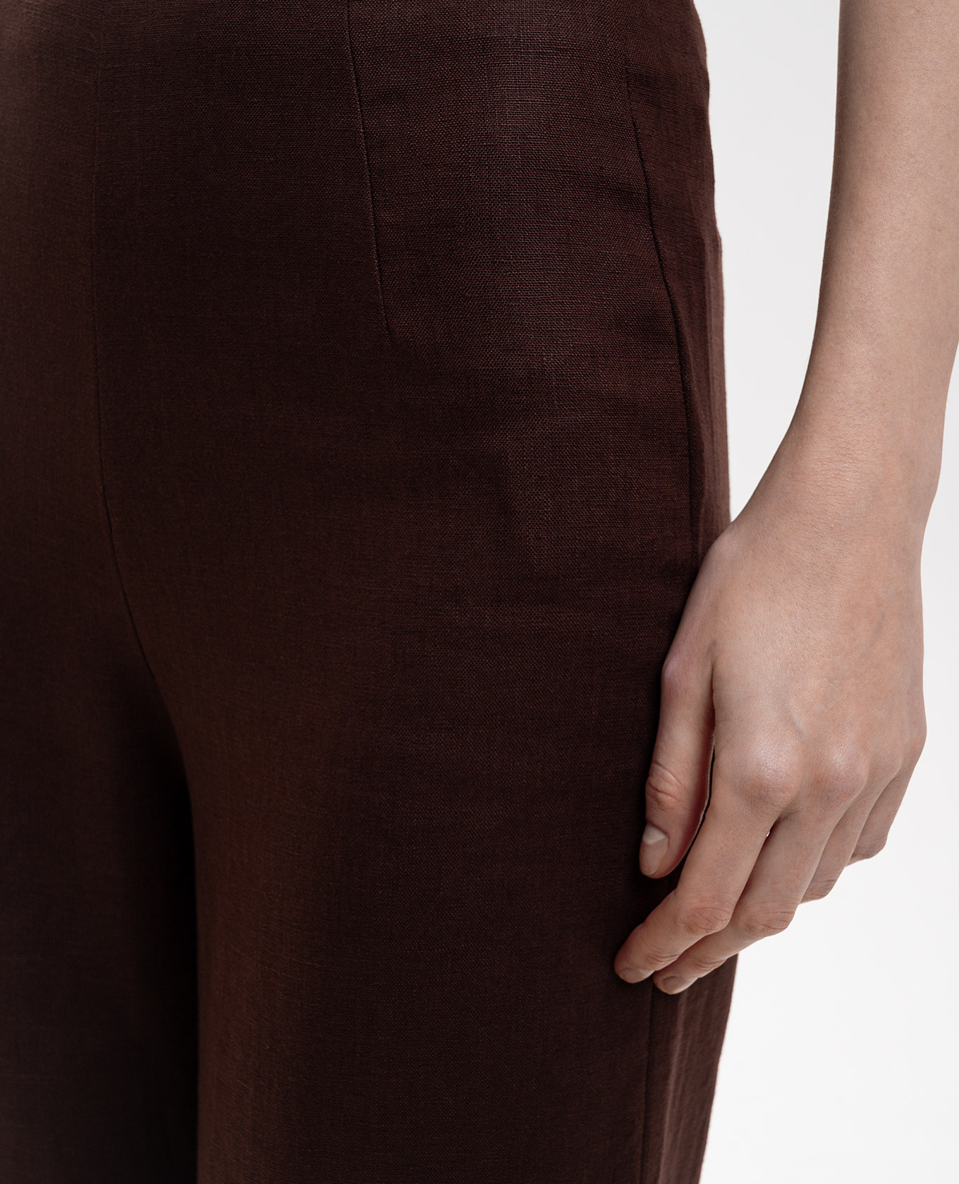 

Syna brown linen pants Faithfull