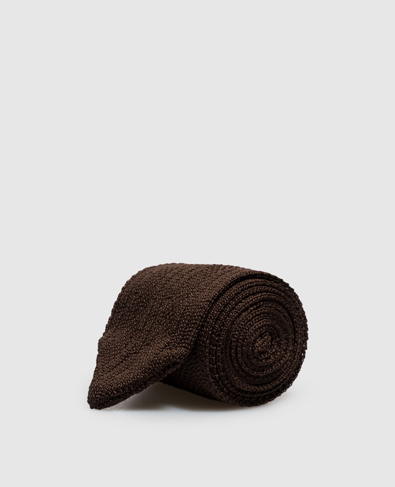 Brown patterned silk tie