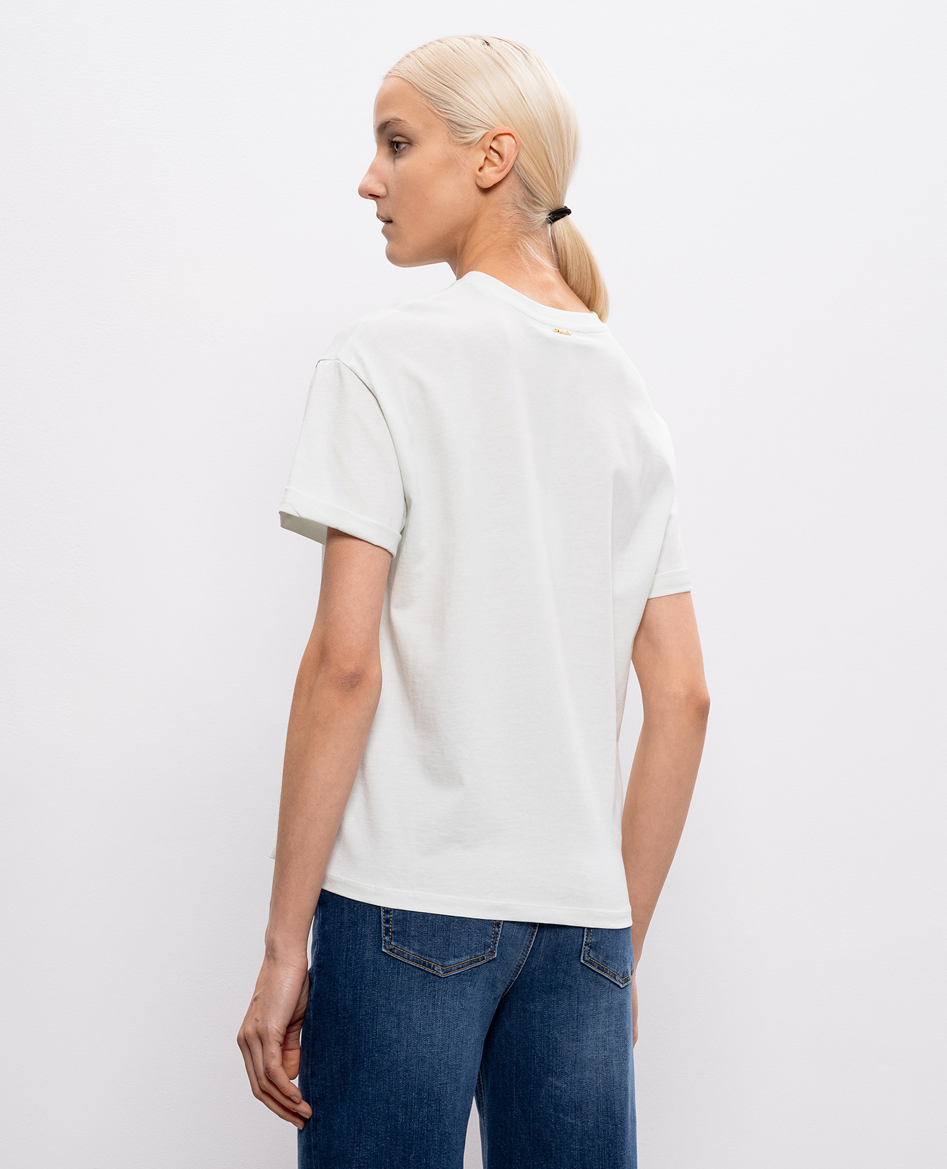 

Green T-shirt with embroidery Twinset