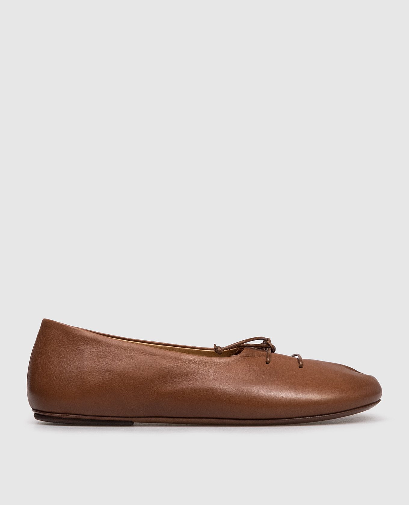 Girella brown leather ballet flats