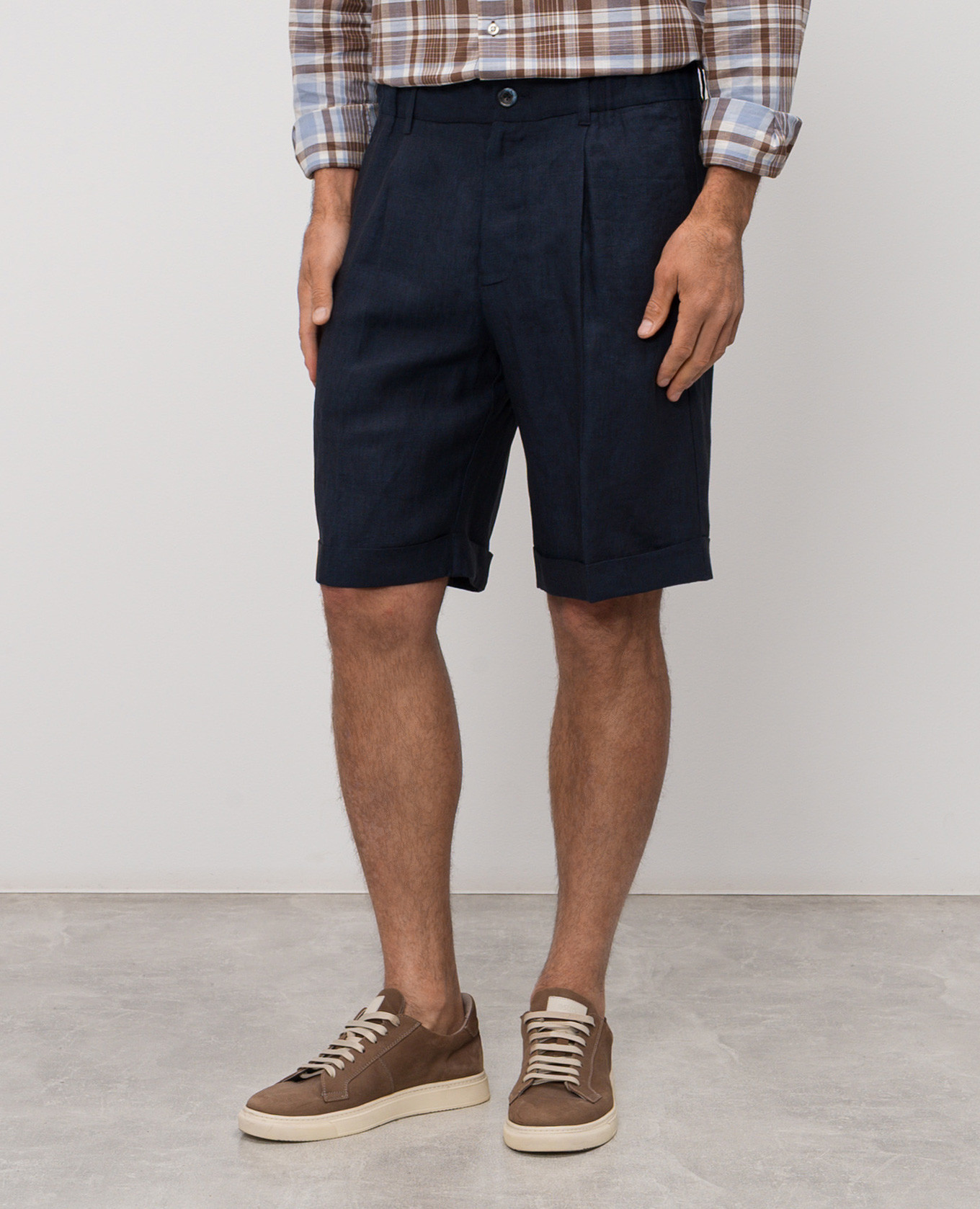 

Blue linen shorts with lapels Herno