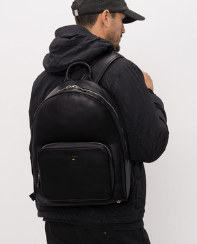 Doucal's Black leather backpack with embossed logo DZ001002UT284