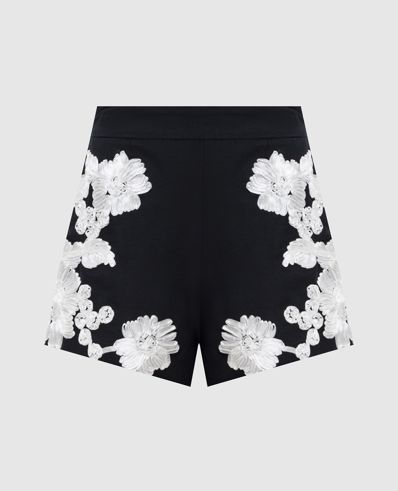 

Sammie Soutache Black Shorts with Applique Simkhai