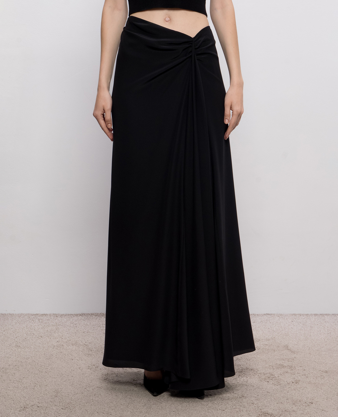 

Black asymmetric silk maxi skirt Alexander McQueen