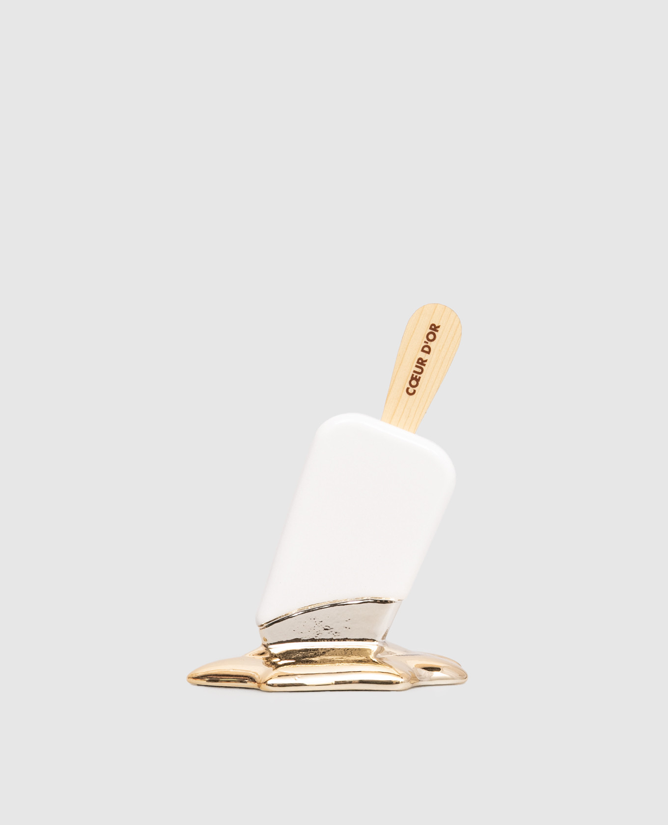 

White Coeur d'or ice cream figurine Sequenze