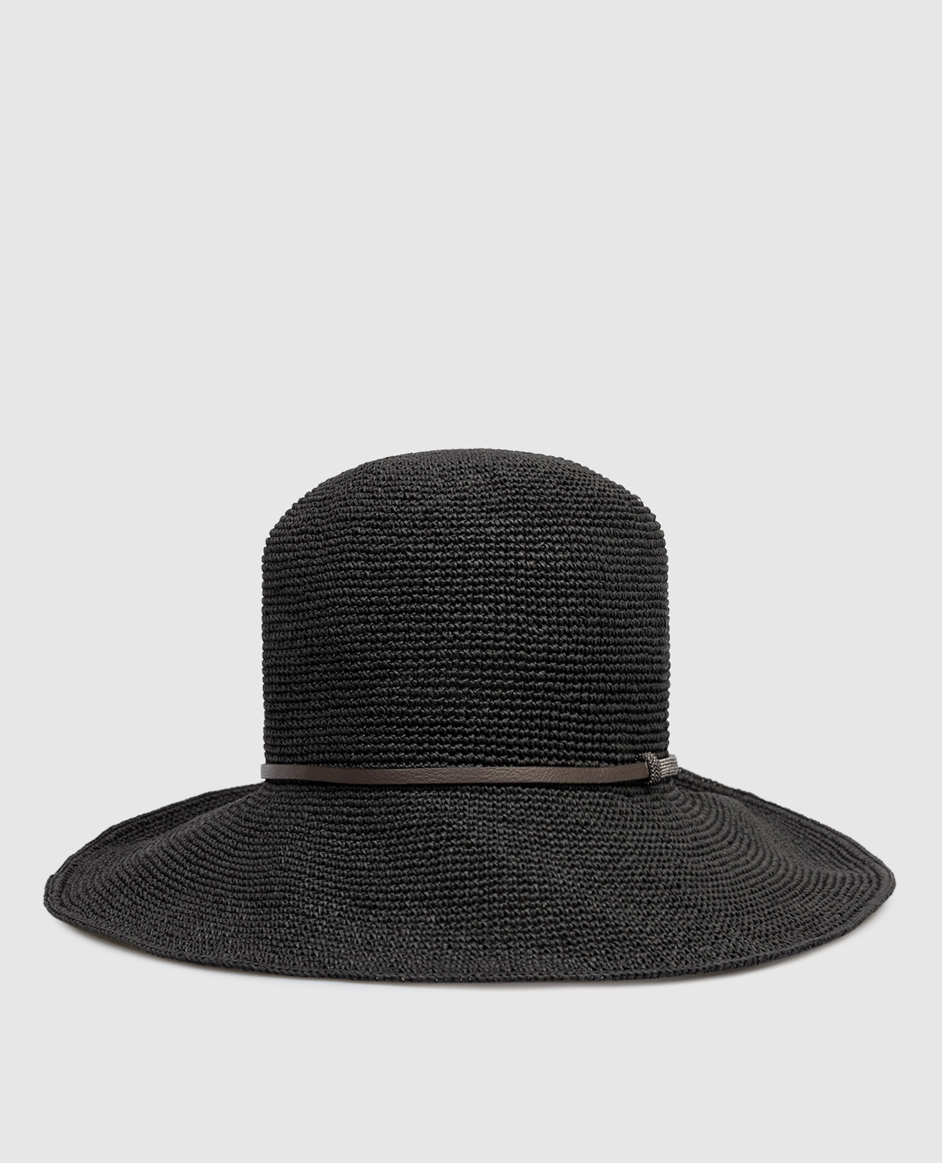 

Black cloche with monil chain Peserico
