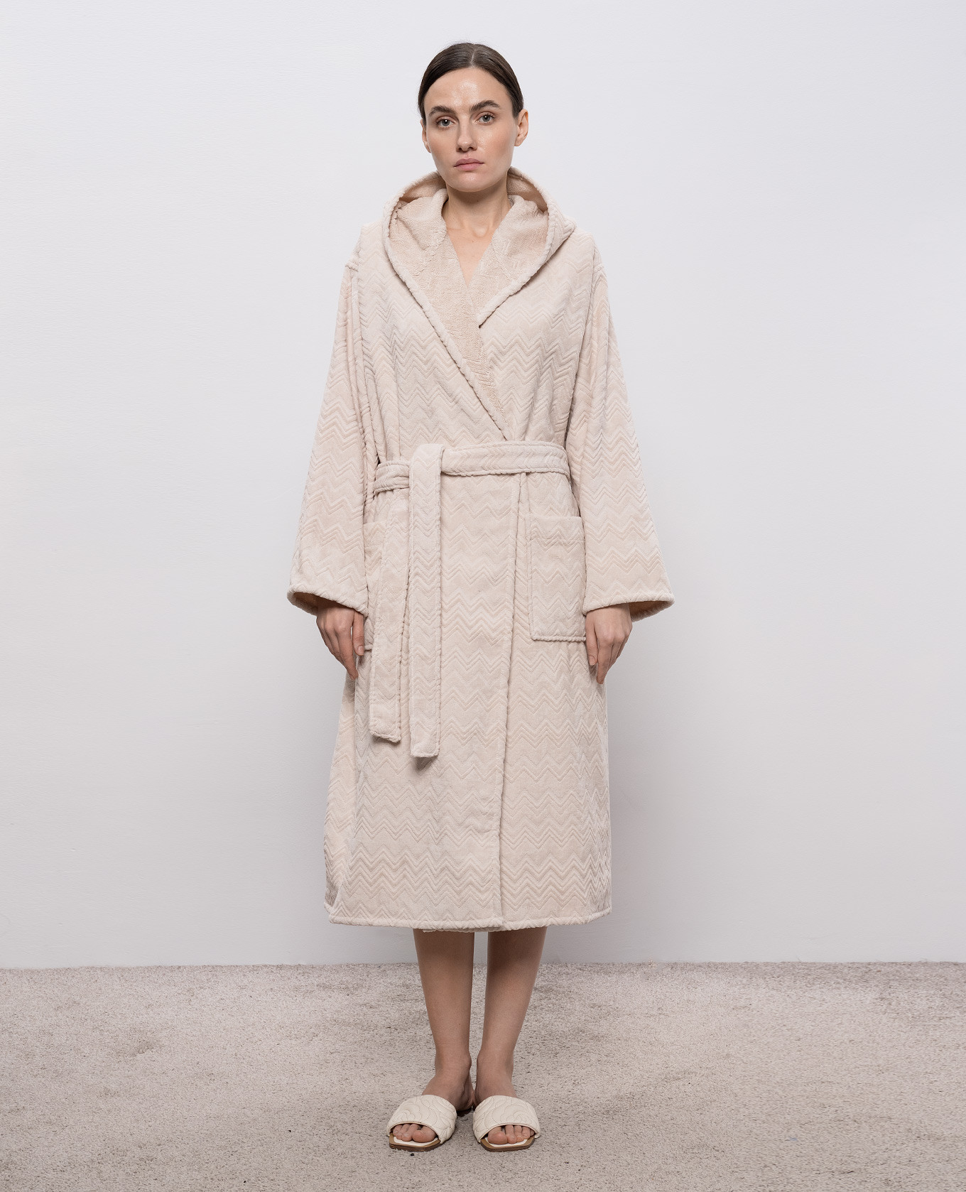 

Beige terry bathrobe Chalk with branded pattern Missoni Home