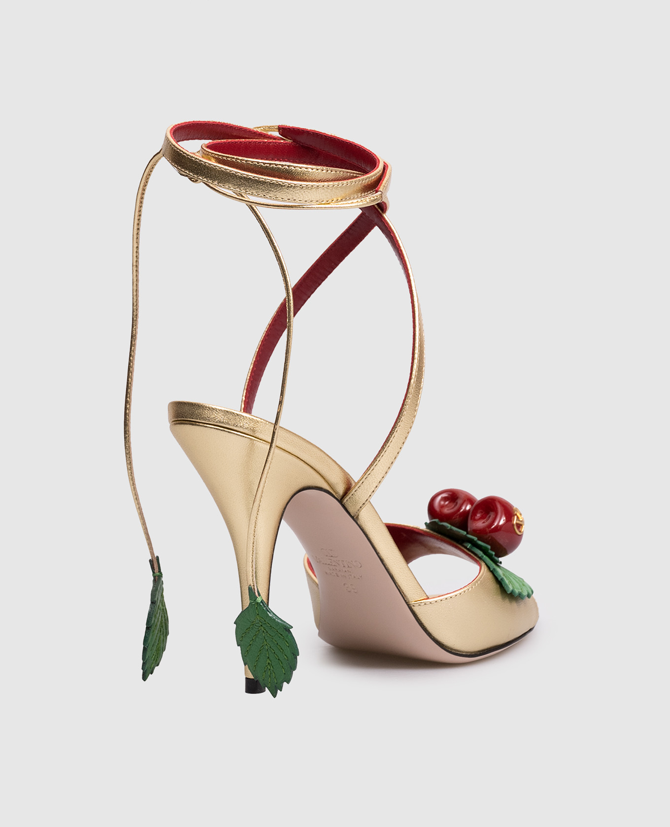 

Gold leather sandals with applique Valentino, Golden