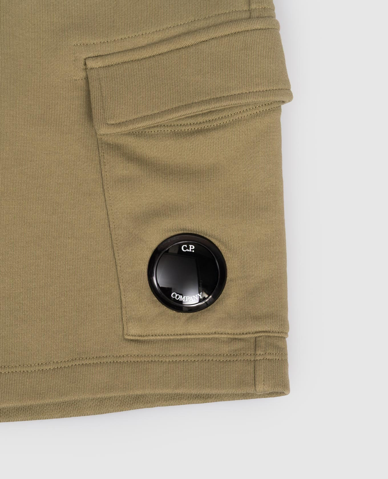 

Children's khaki shorts with logo patch C.P. Company