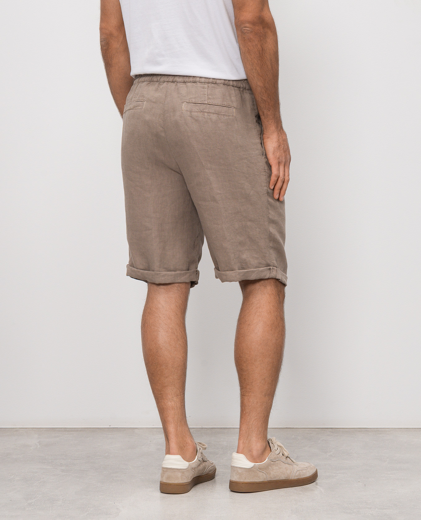 

Brown linen shorts Brunello Cucinelli
