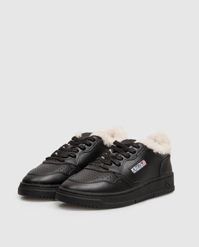 AUTRY Medalist black leather sneakers with fur trim AUXWWU01