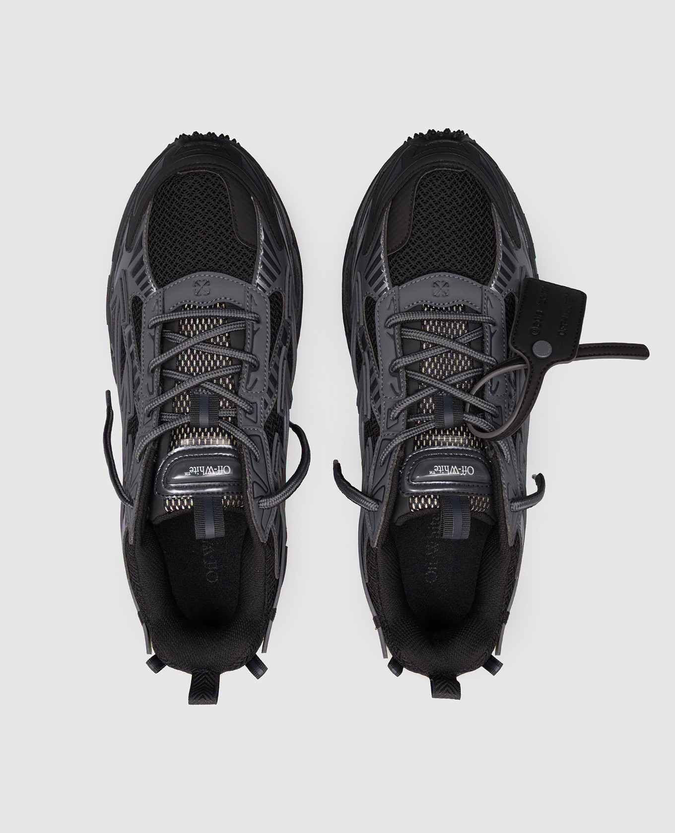 

Be Right Back black combination sneakers Off-White